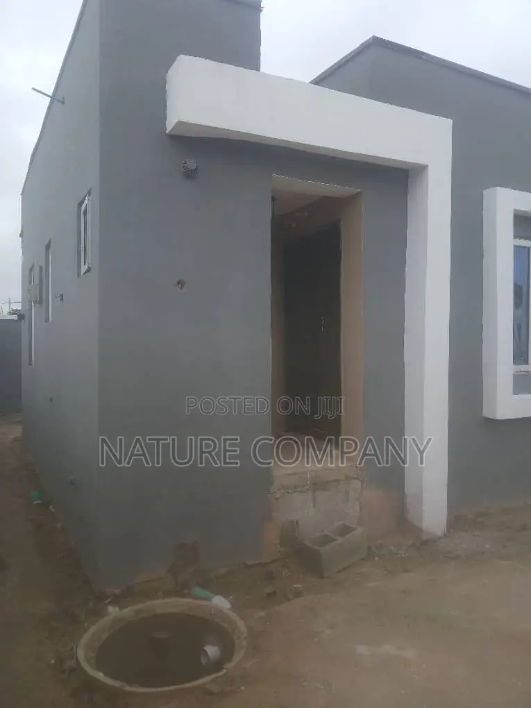 2bdrm Block of Flats in Magboro, Ojodu for rent