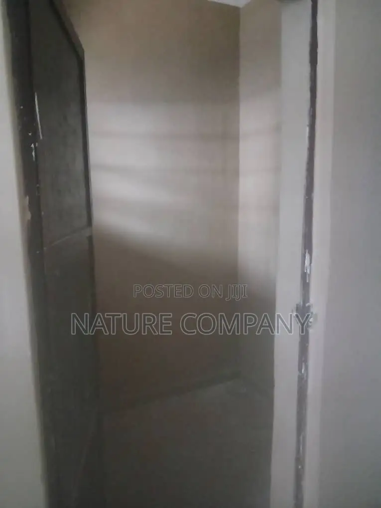 2bdrm Block of Flats in Magboro, Ojodu for rent