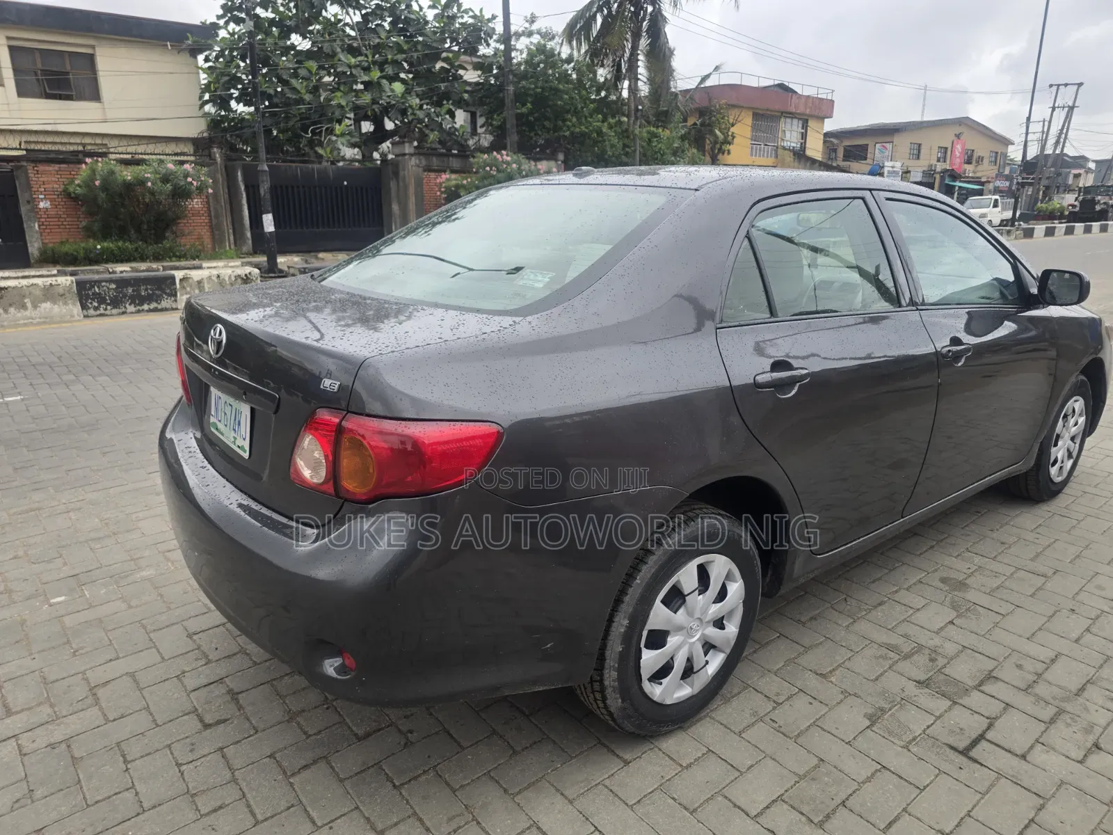 Toyota Corolla LE 4dr Sedan (1.8L 4 cyl 4A) 2009 Gray