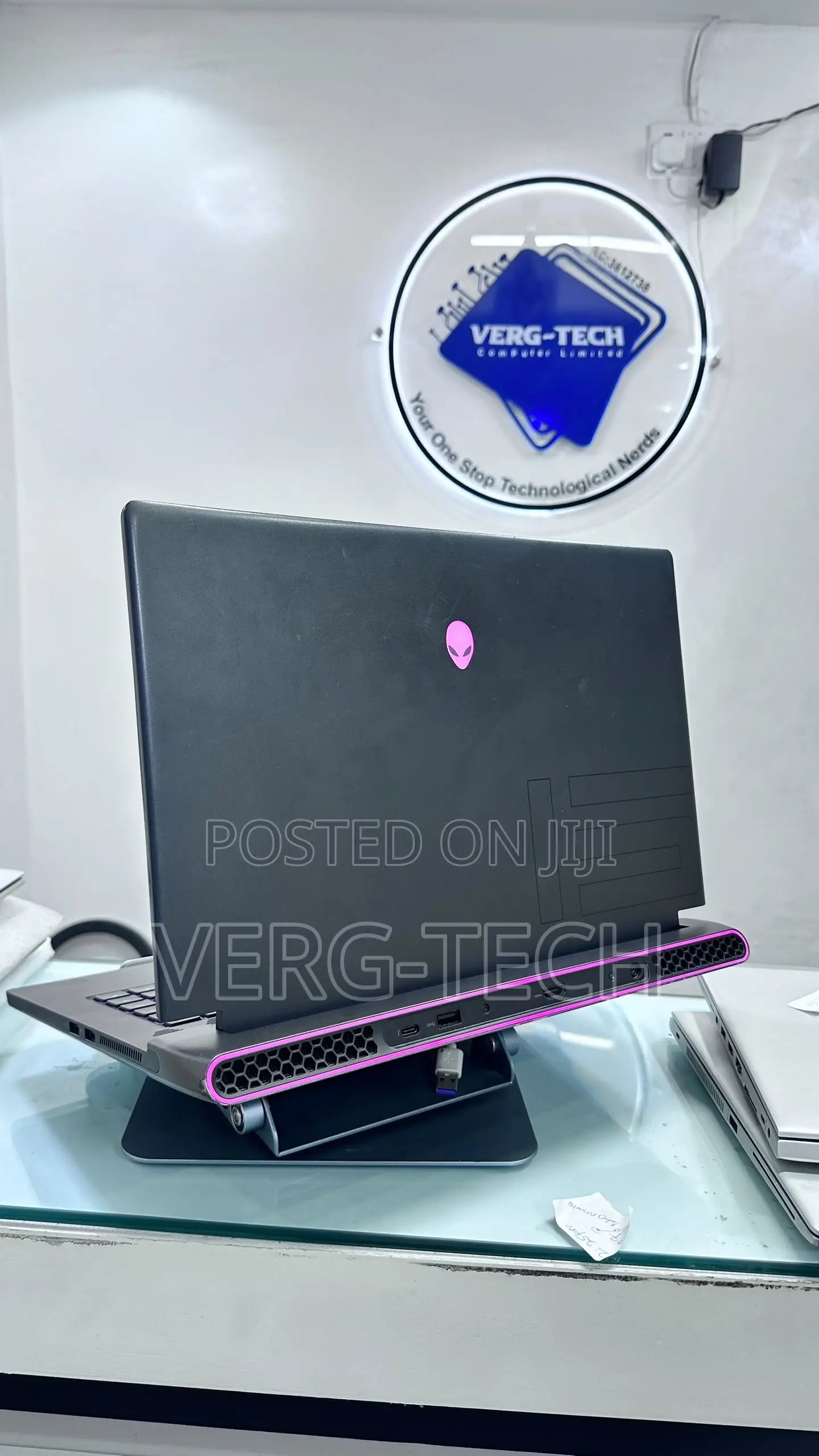 Laptop Dell Allenware M15 R5 16GB Intel Core i7 SSD 512GB