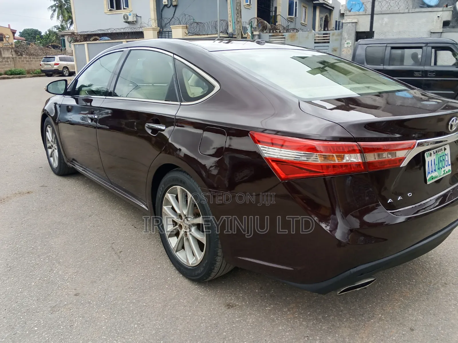 Toyota Avalon 2015 Brown