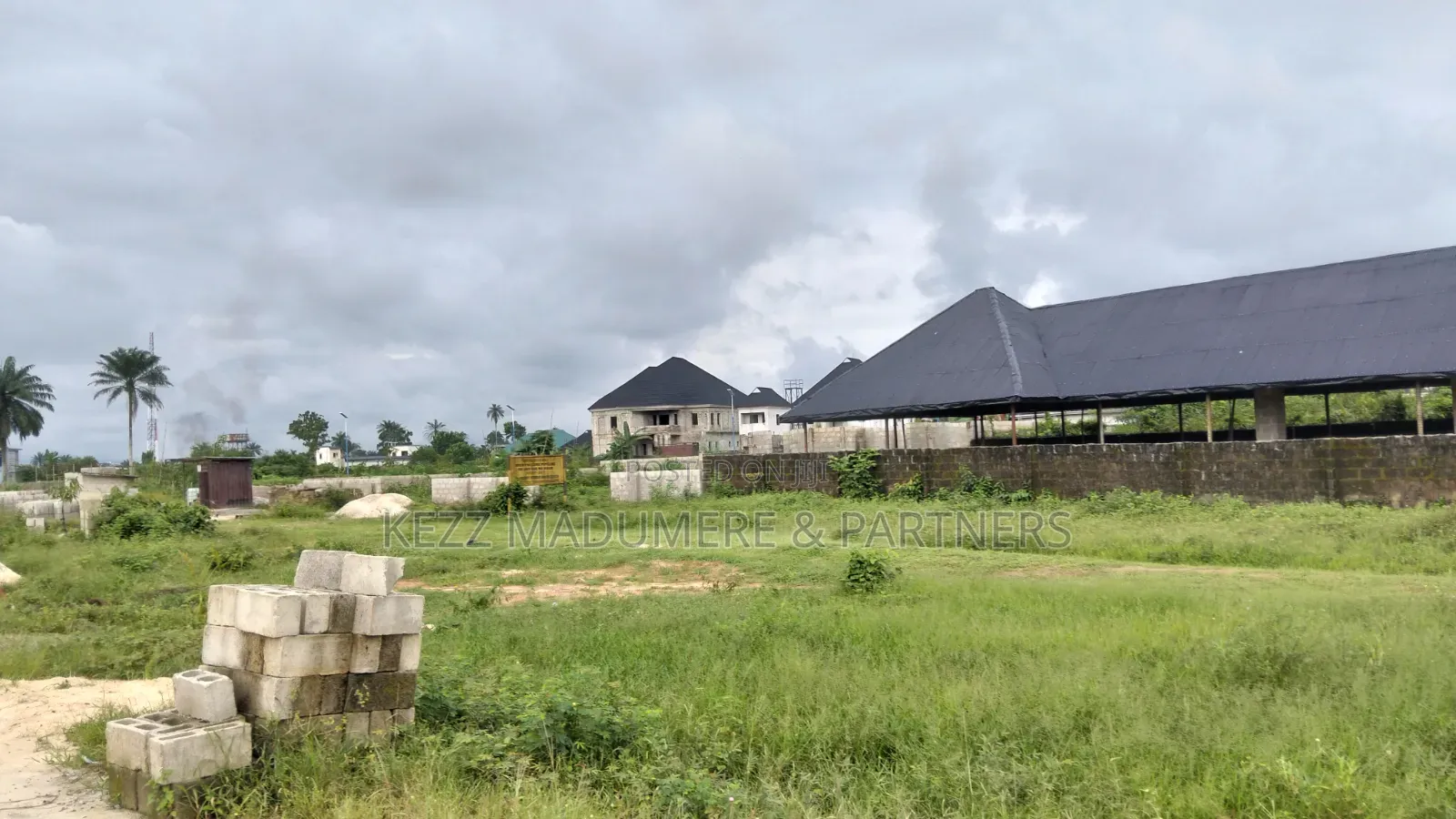 For Sale : 4 Plots Between NNPC Mega Station &Boskel Junction, Aba Rd