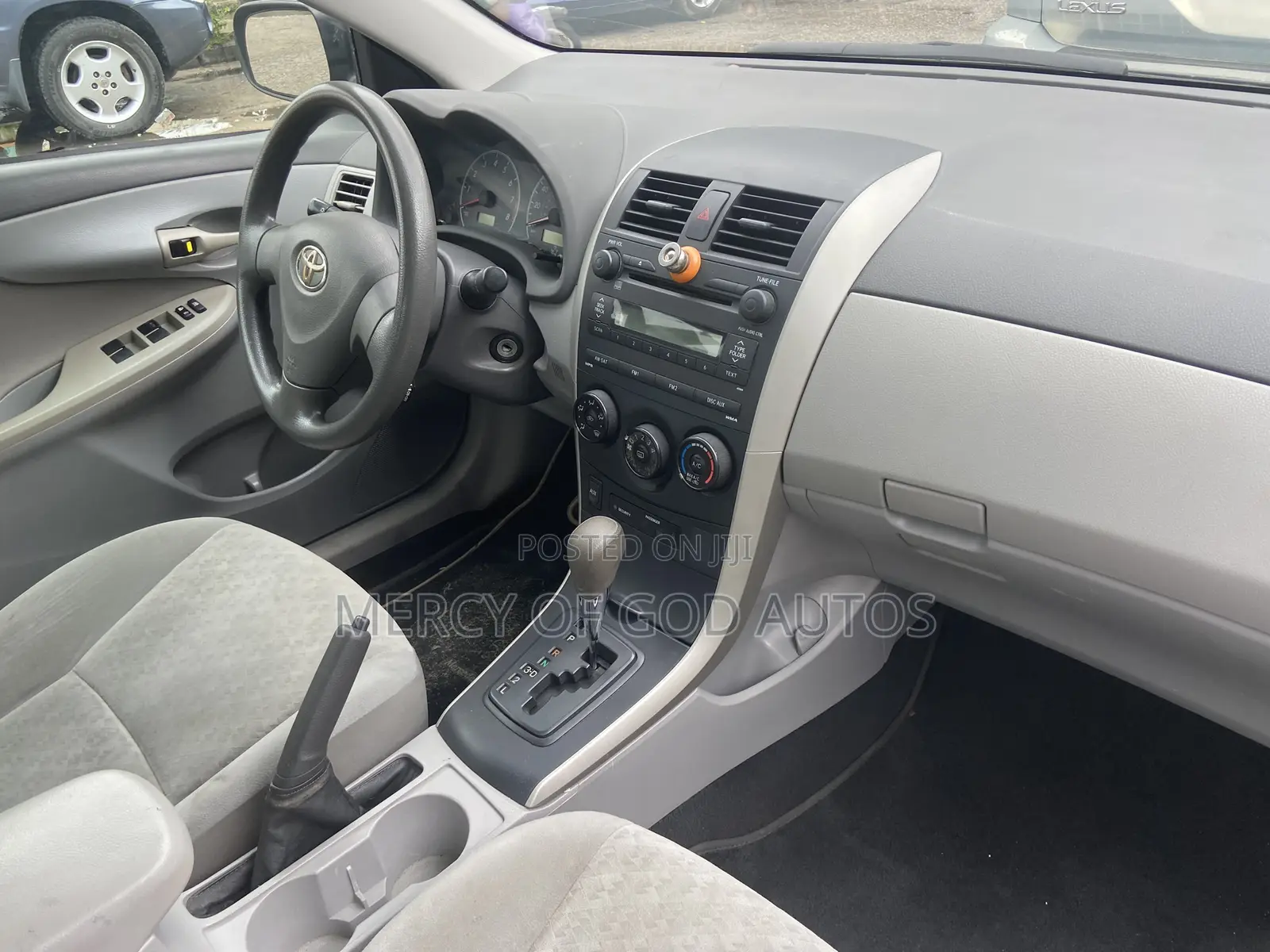 Toyota Corolla 2010 Gray