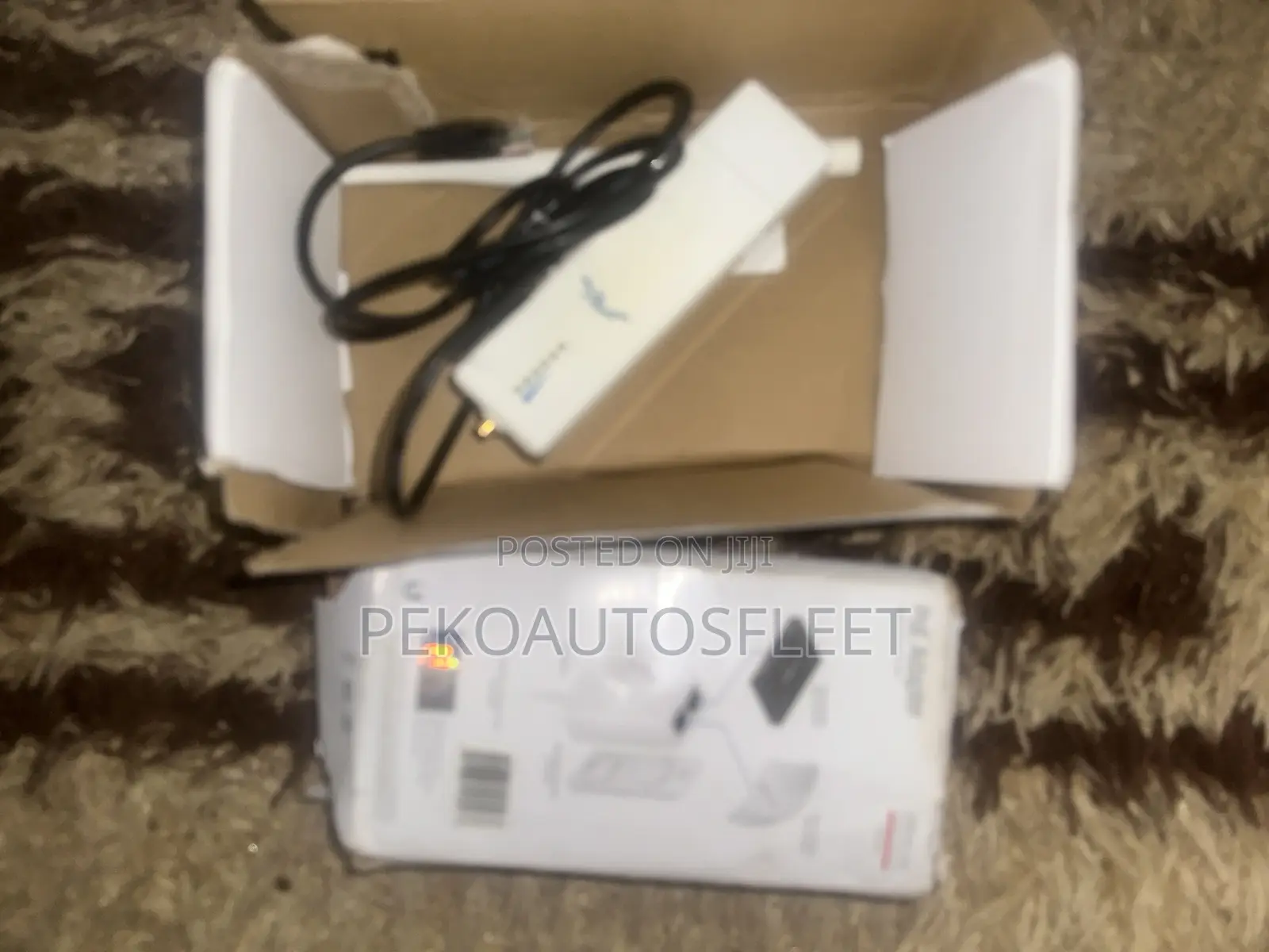 Ubiquiti PicoStation M2HP and POE Adapter Wireless Access Point