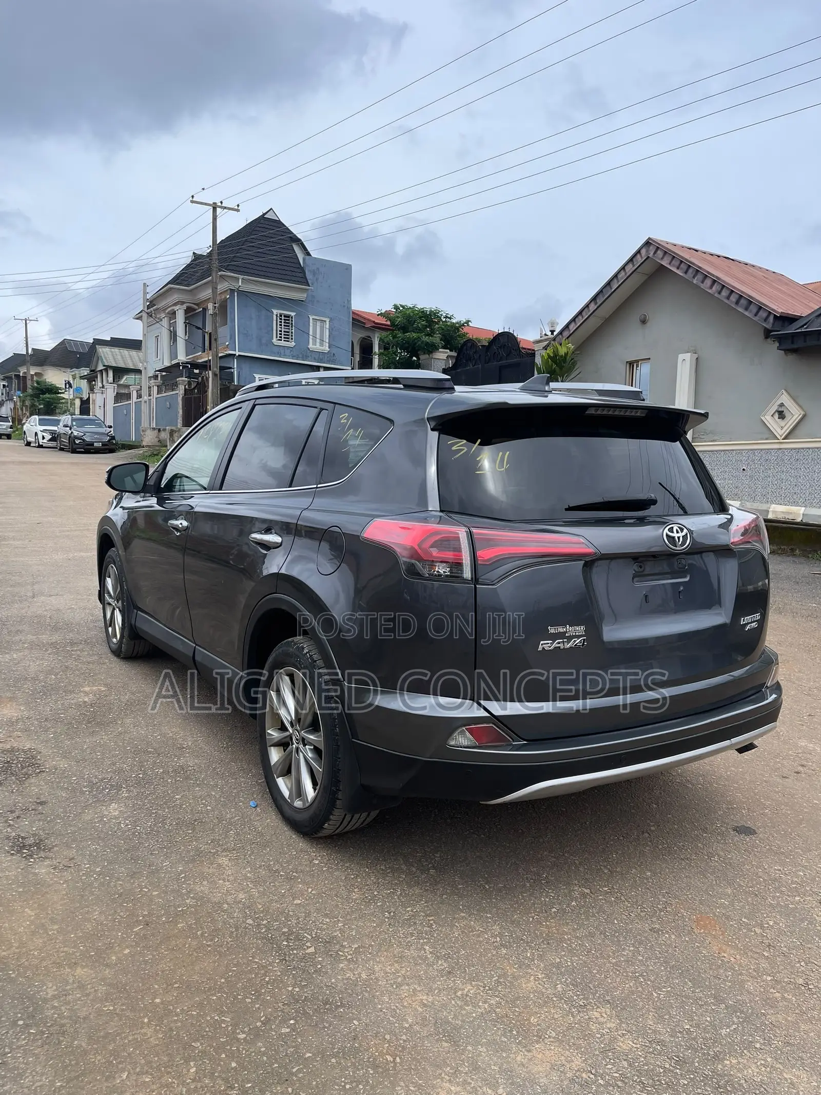 Toyota RAV4 Limited AWD (2.5L 4cyl 6A) 2016 Gray