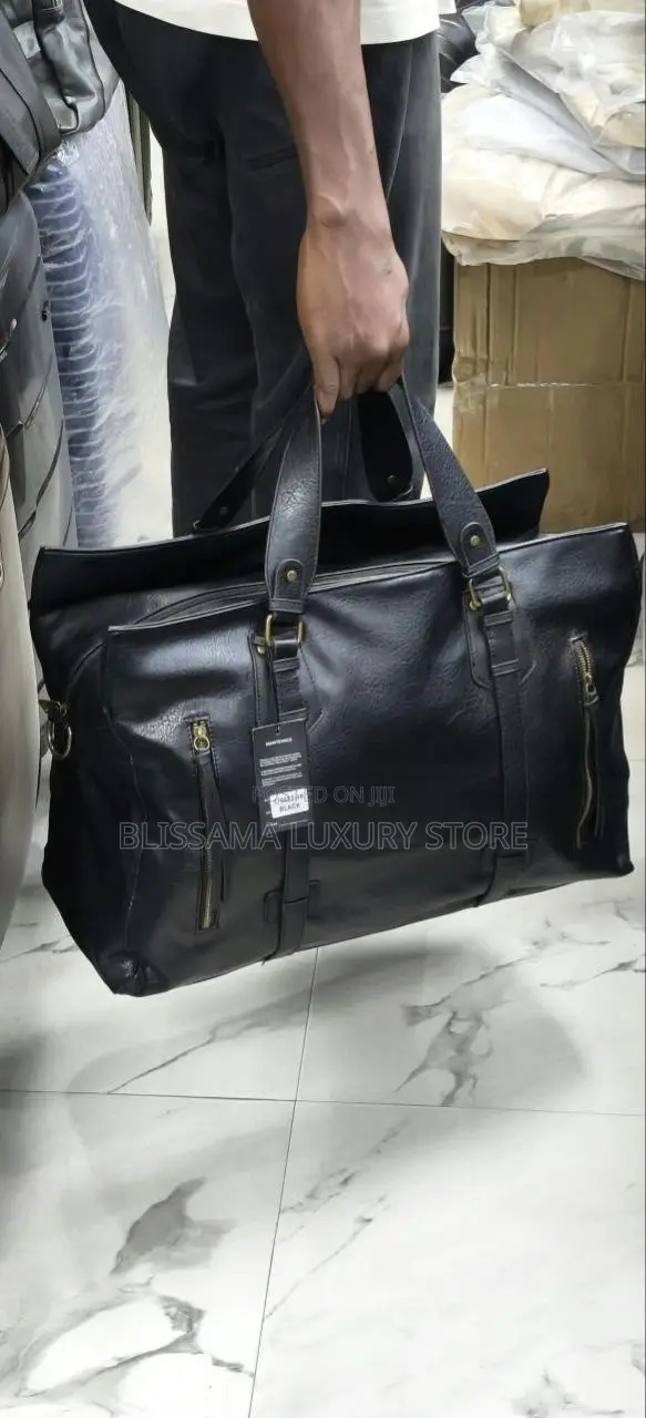 Genuine Leather Luxury Travel Duffel Bag – Strong, Spacious Stylish