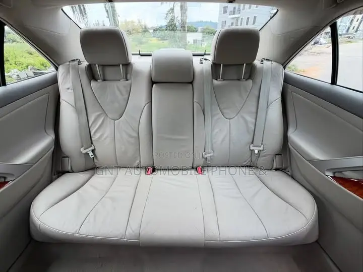 Toyota Camry 2010 White