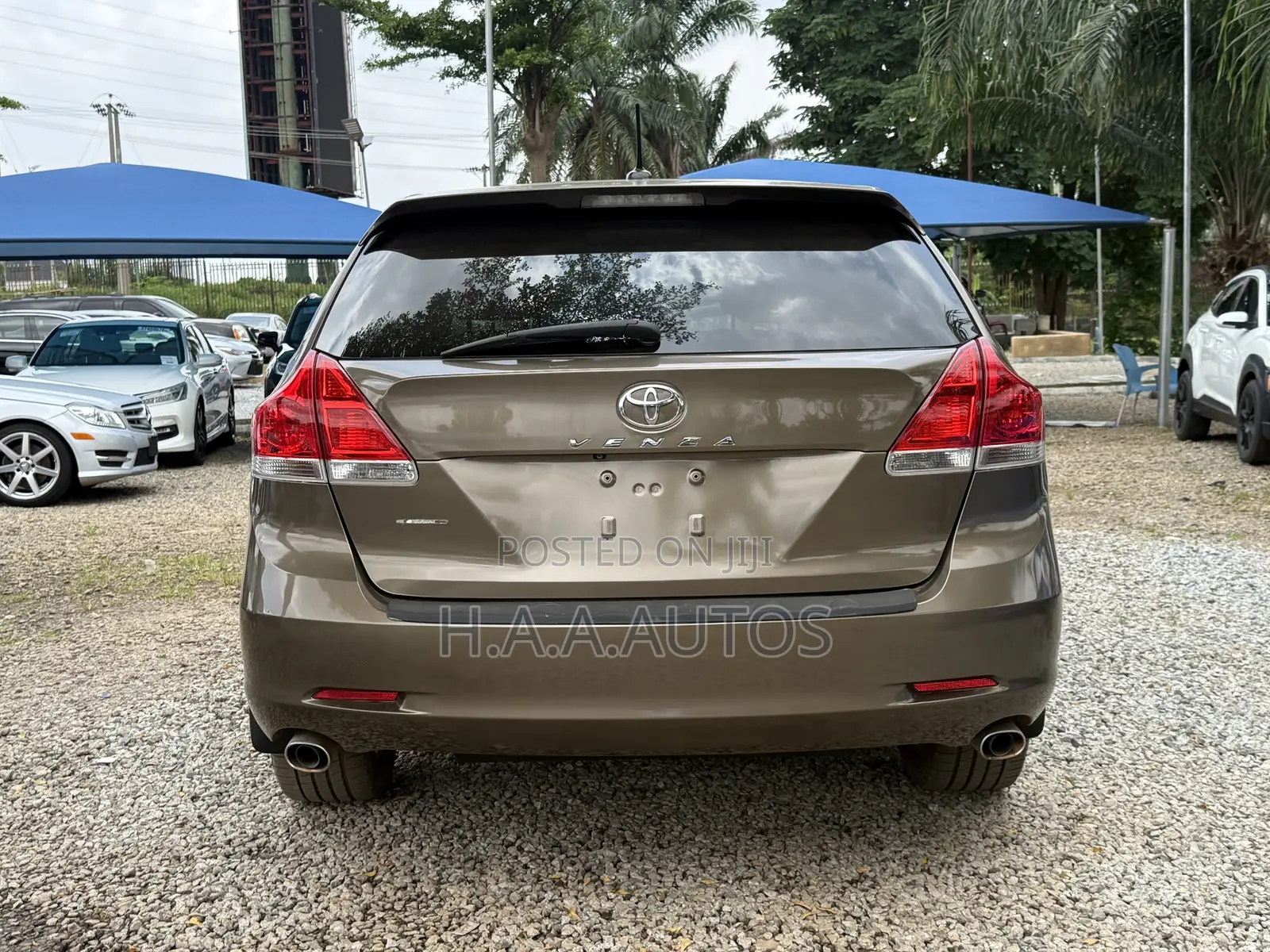 Toyota Venza V6 2010 Gold