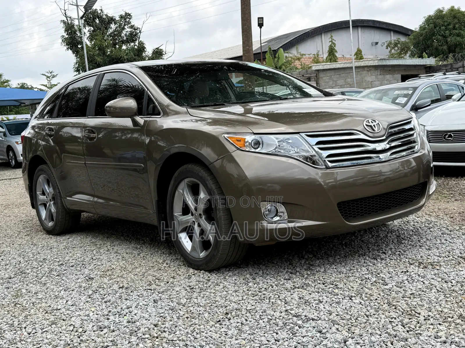Toyota Venza V6 2010 Gold