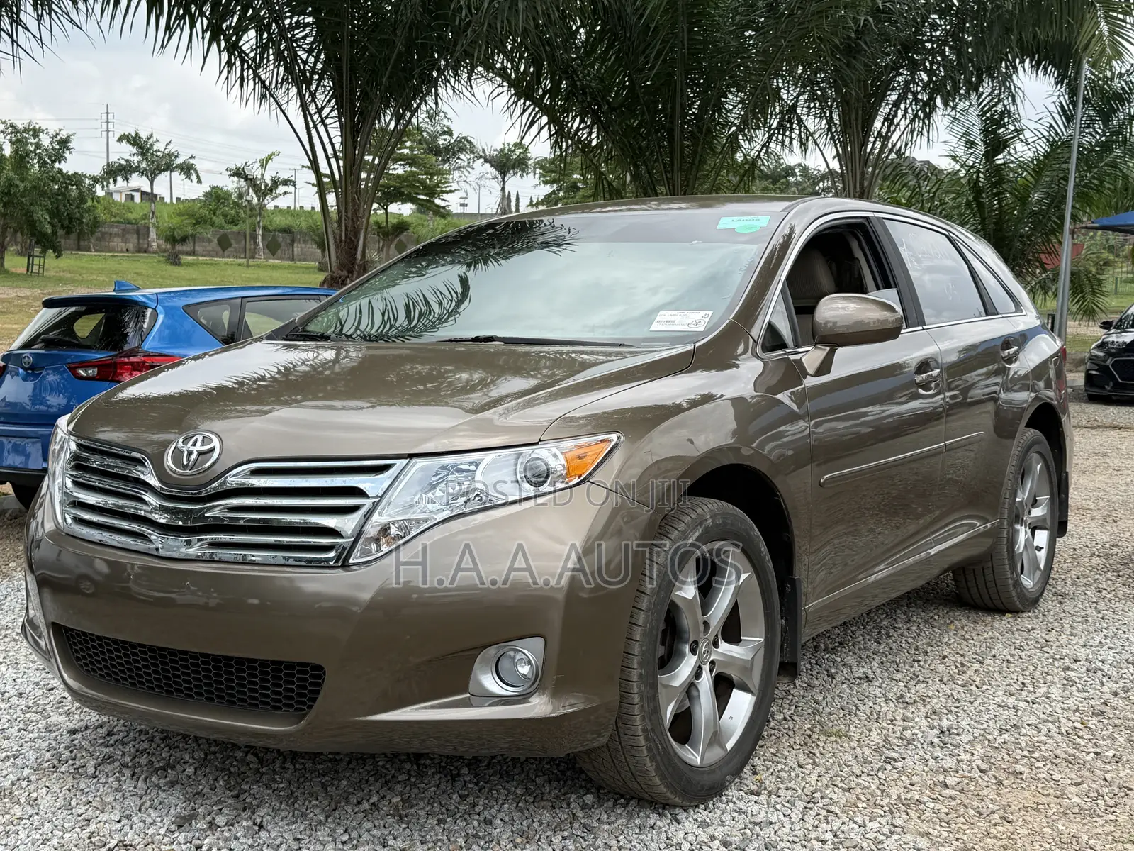 Toyota Venza V6 2010 Gold