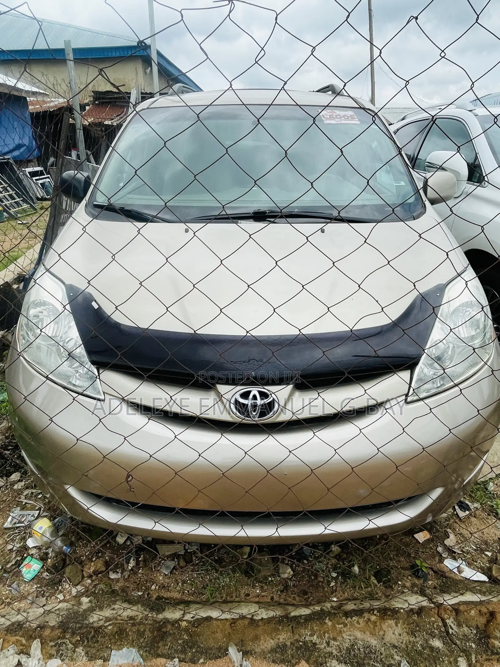 Toyota Sienna LE AWD 2005 Gold