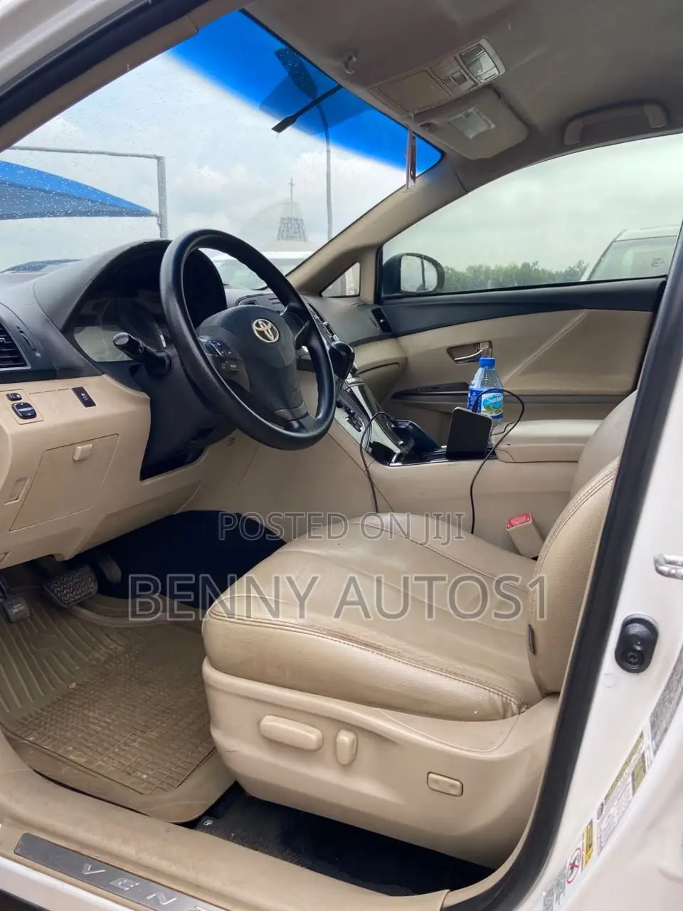 Toyota Venza V6 AWD 2010 White