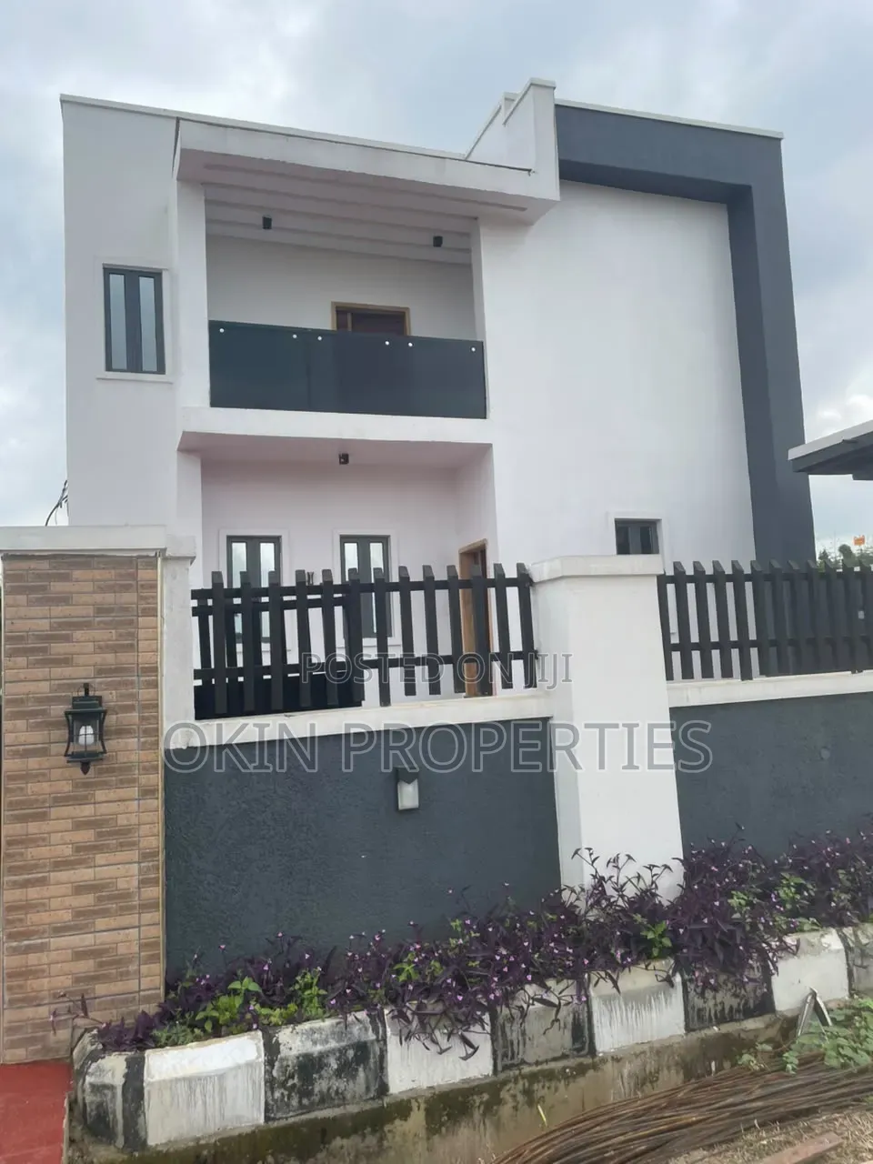 Furnished 4bdrm Duplex in Discovery Estate for sale