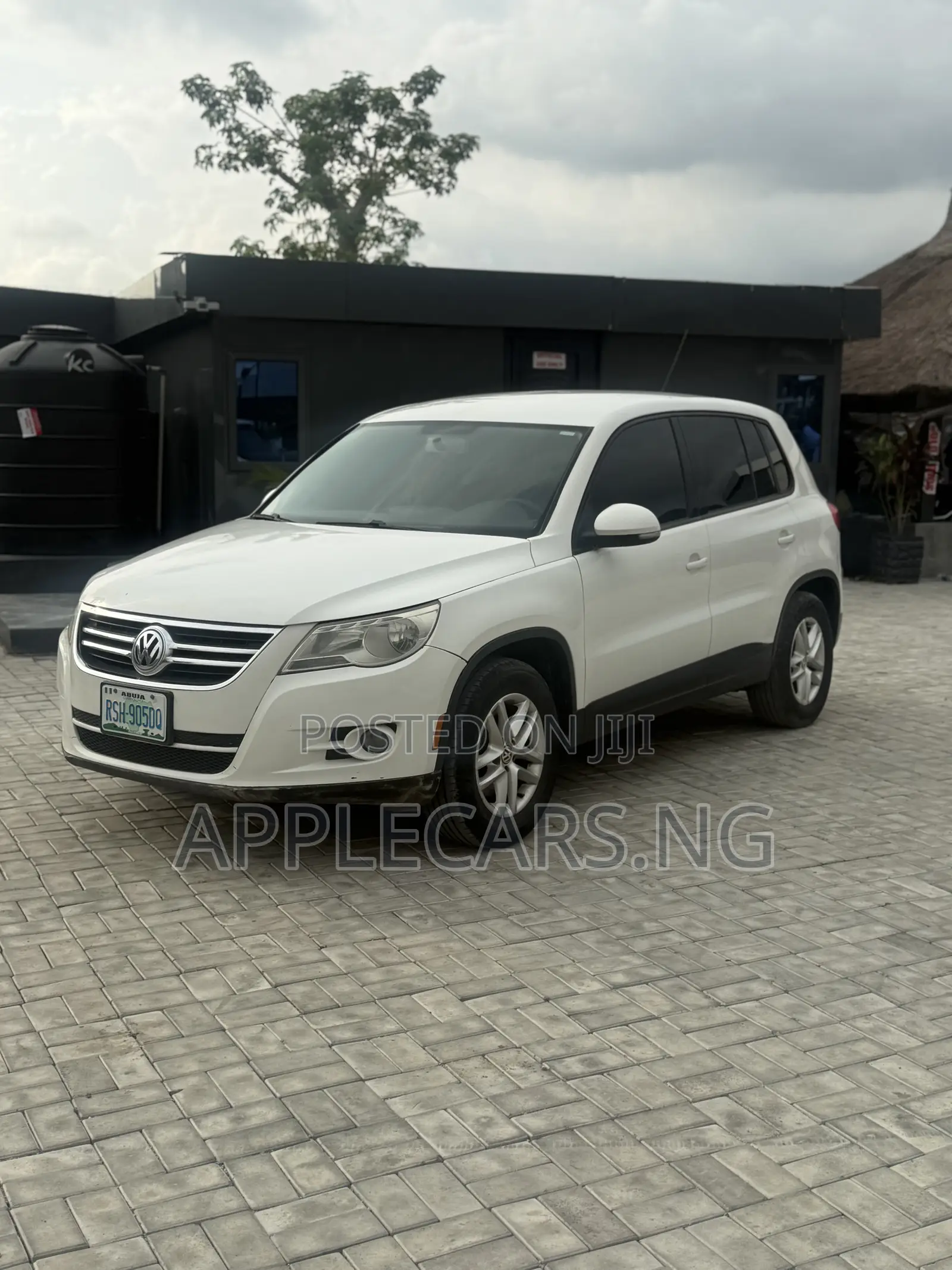 Volkswagen Tiguan 2010 White