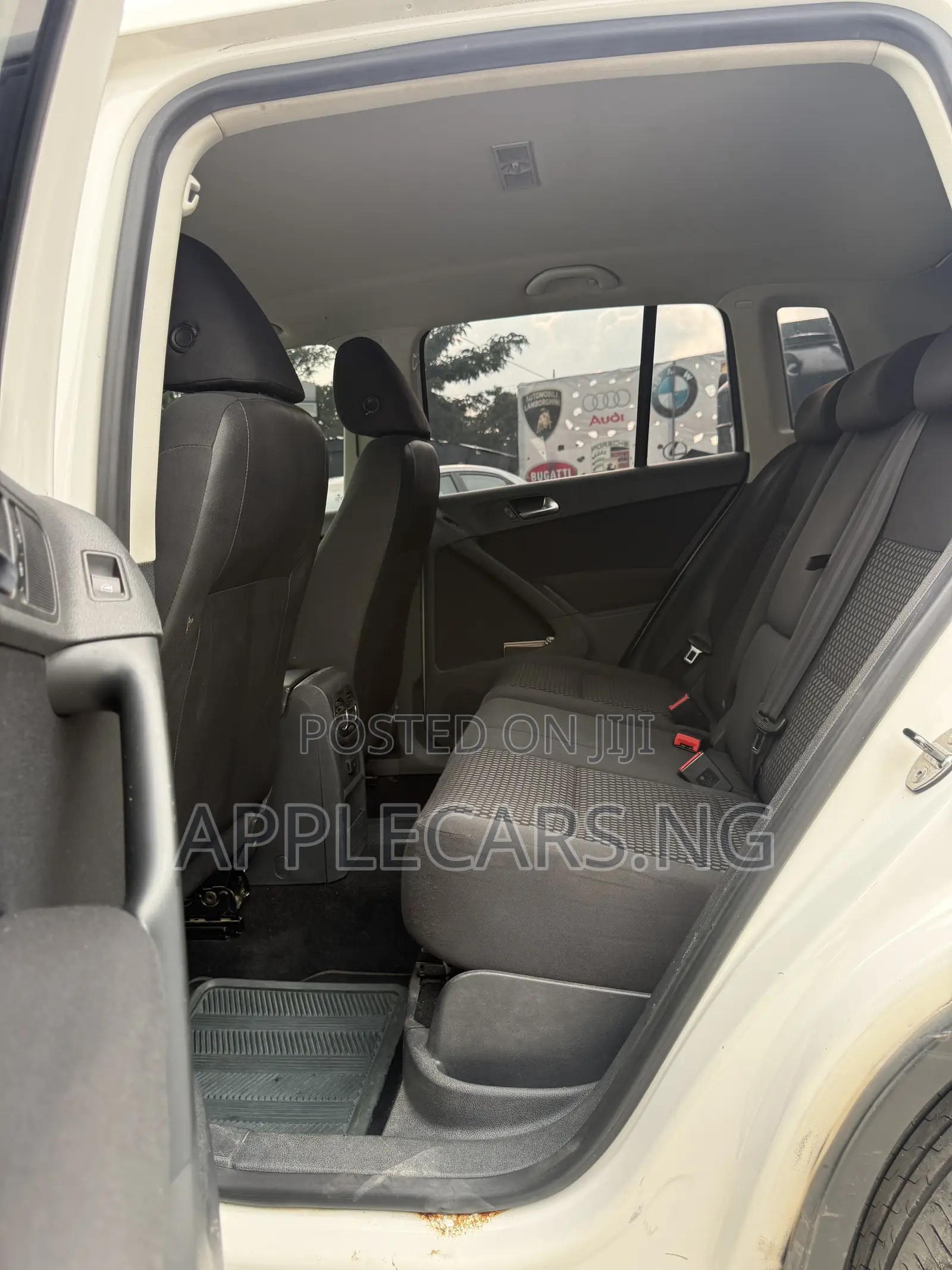Volkswagen Tiguan 2010 White