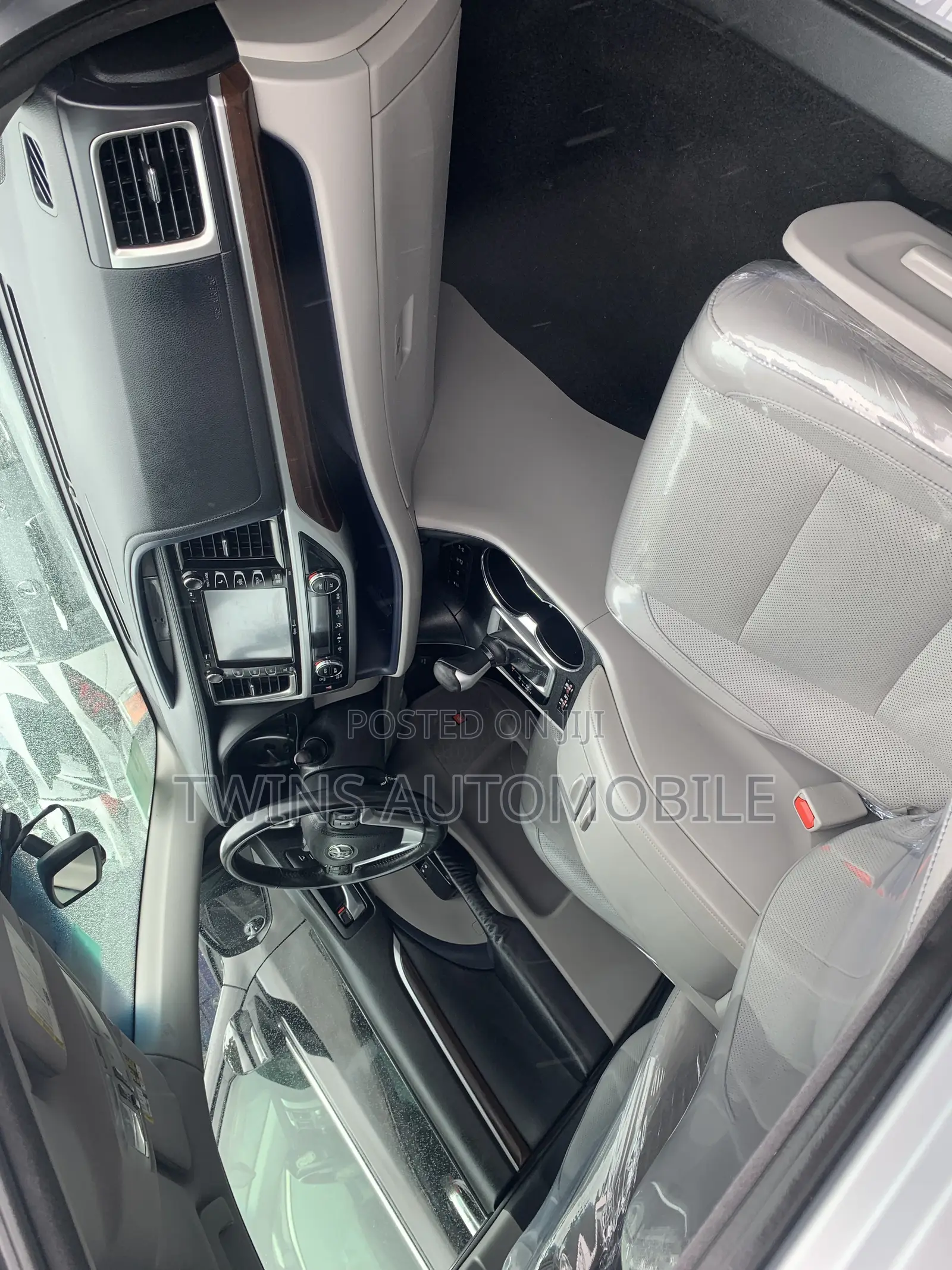 Toyota Highlander Limited V6 4x4 (3.5L 6cyl 6A) 2016 Silver