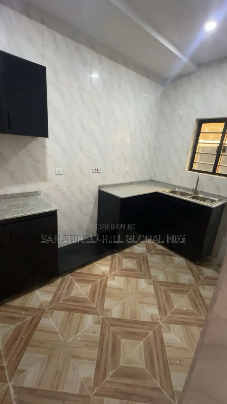 2bdrm Duplex in Back Of Becky1, Karu for rent