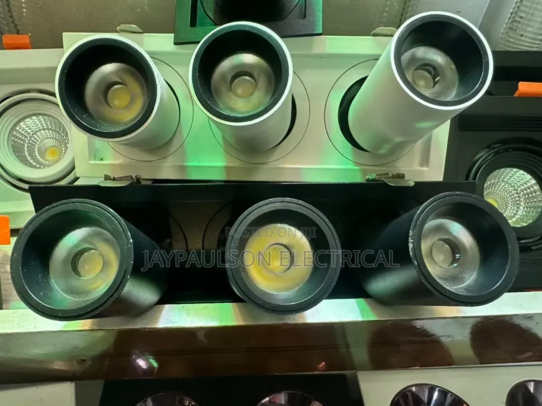 Recessed Multi-Light Spotlight