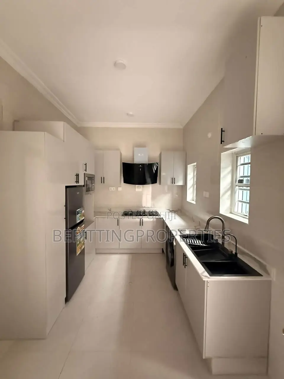 4bdrm Duplex in Agege for sale