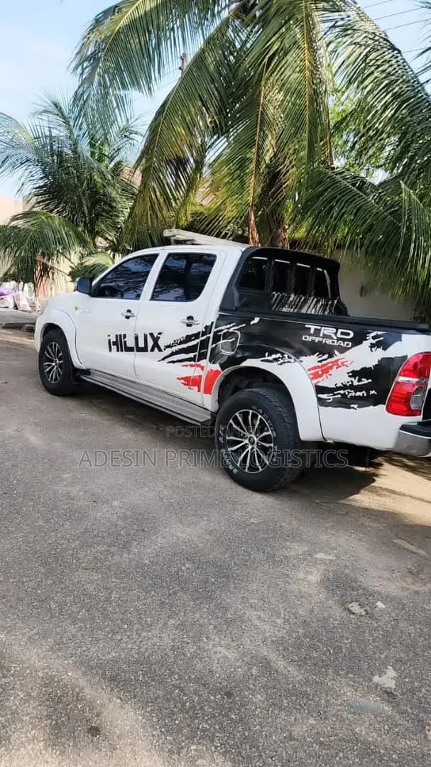 Toyota Hilux for Hire/Rent
