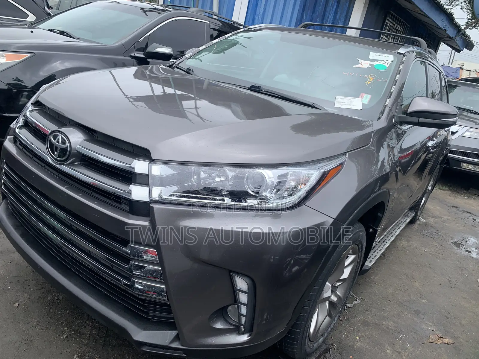 Toyota Highlander Limited 4dr SUV AWD (3.5L 6cyl 6A) 2015 Gray