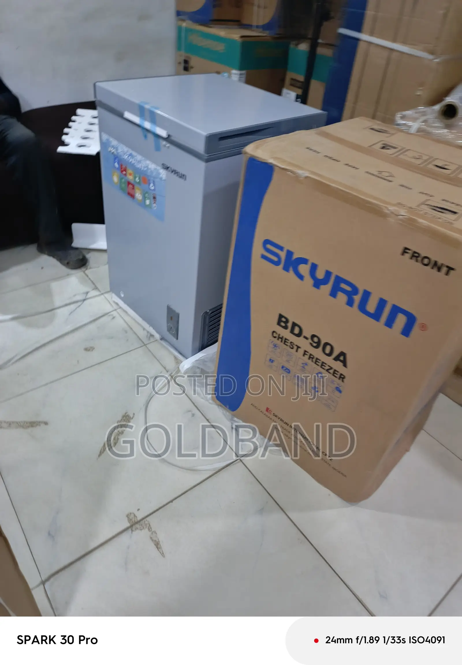 Skyrun BD-90A Chest Freezer – Space Saving