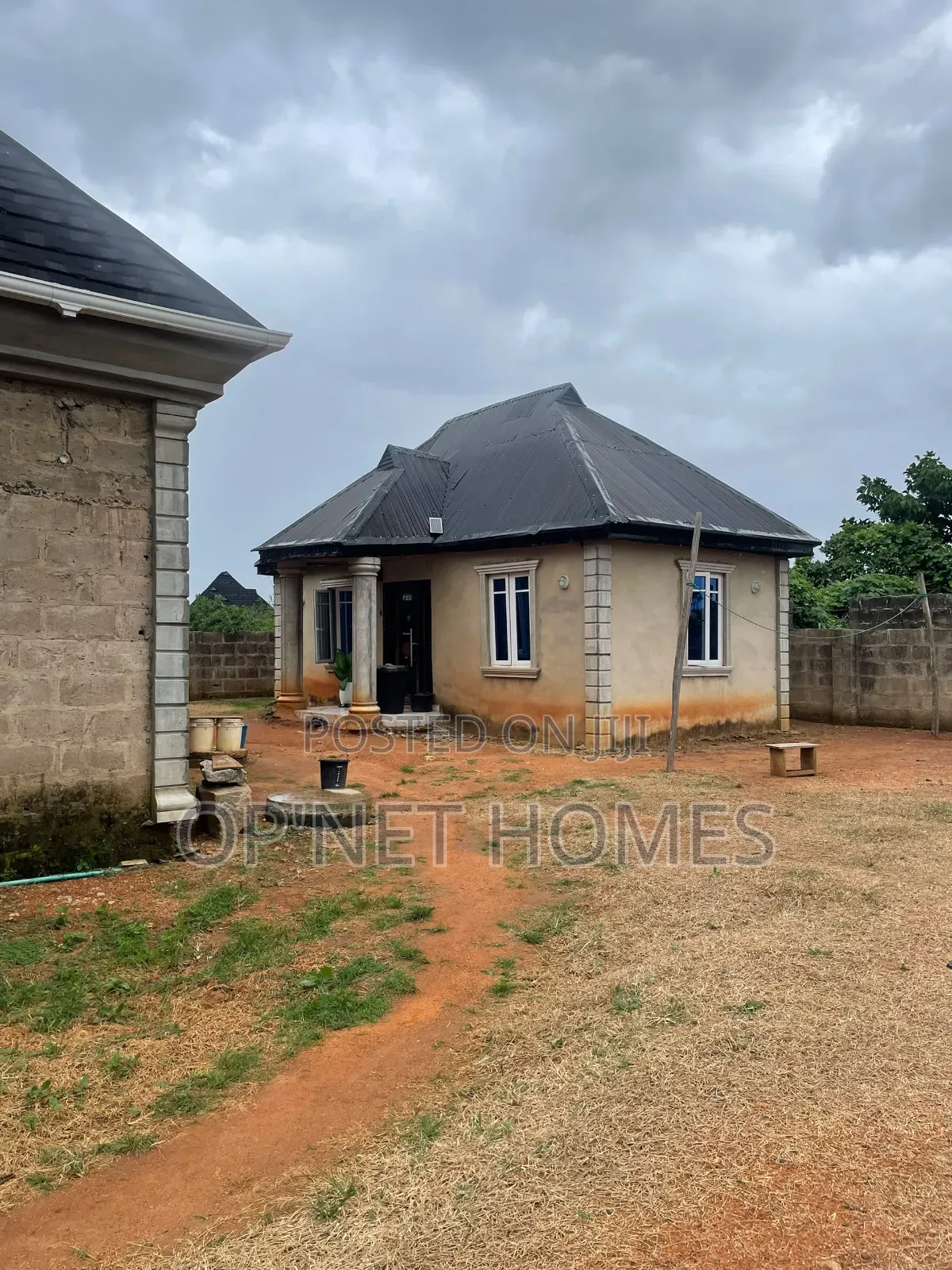 3bdrm Bungalow in Akure for sale