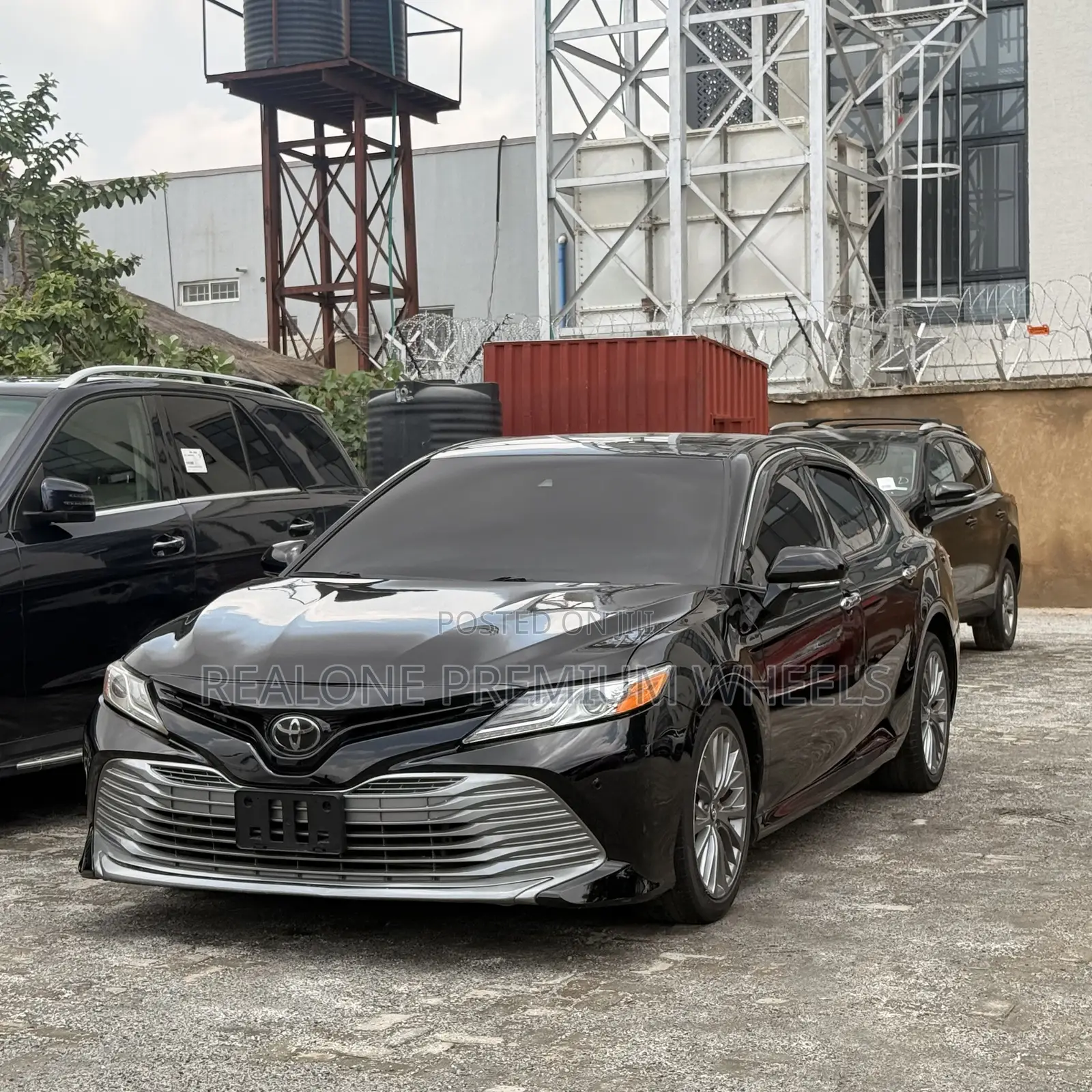 Toyota Camry XLE (2.5L 4cyl 8A) 2019 Black