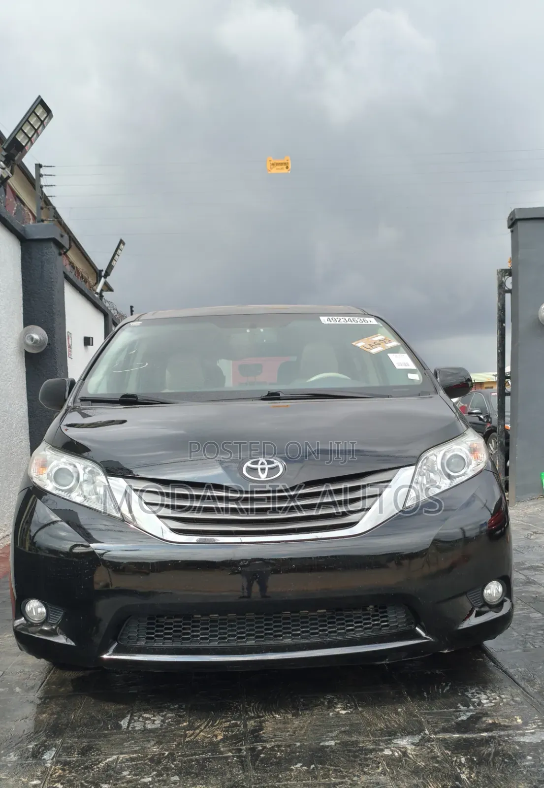 Toyota Sienna 2014 Black