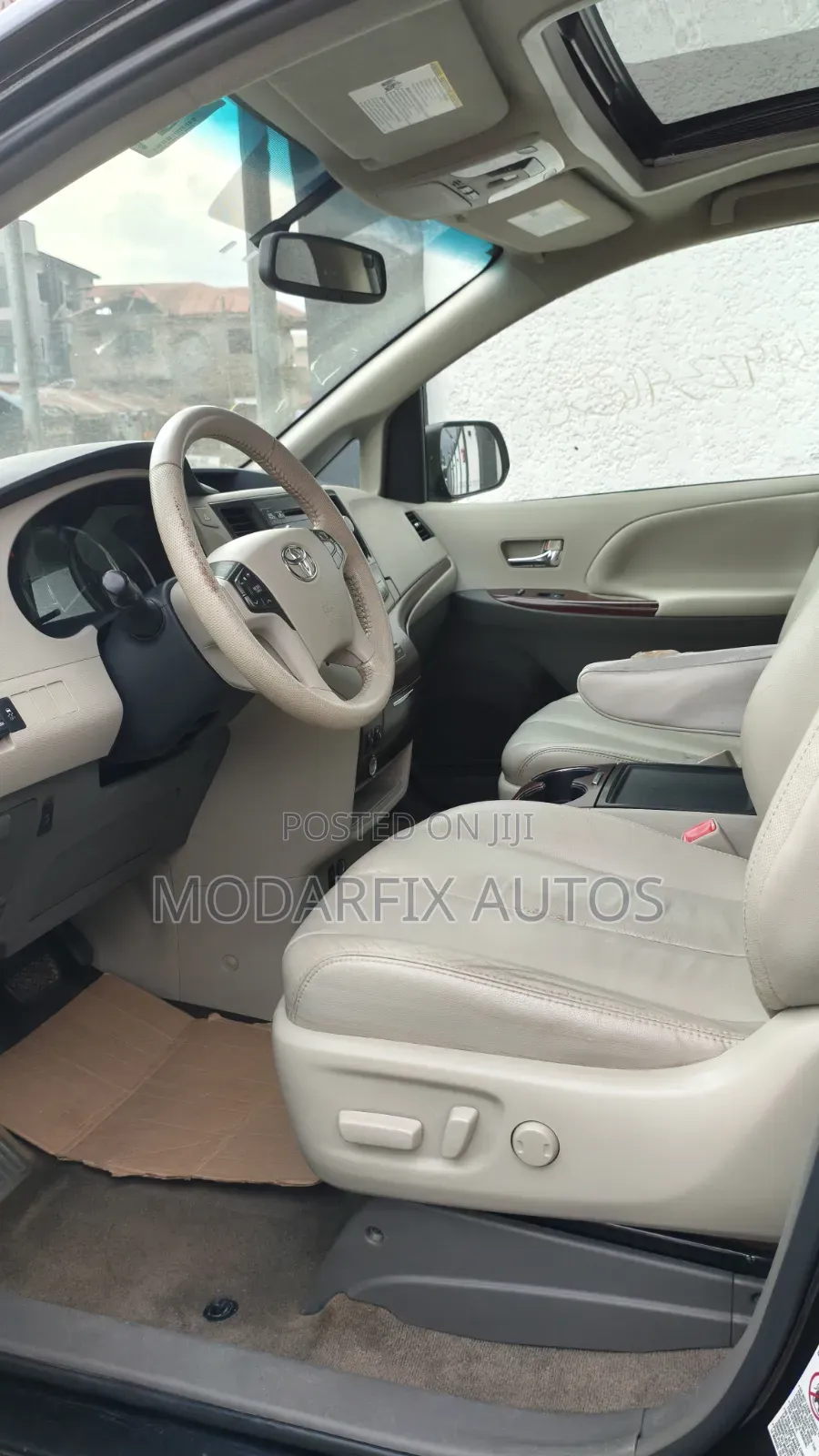 Toyota Sienna 2014 Black