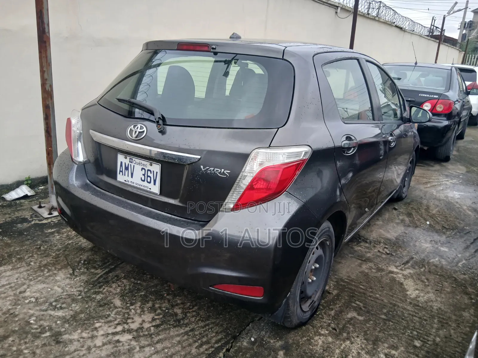 Toyota Yaris L Hatchback 5dr 2012 Gray