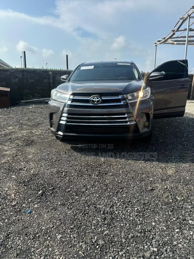 Toyota Highlander 2015 Gray