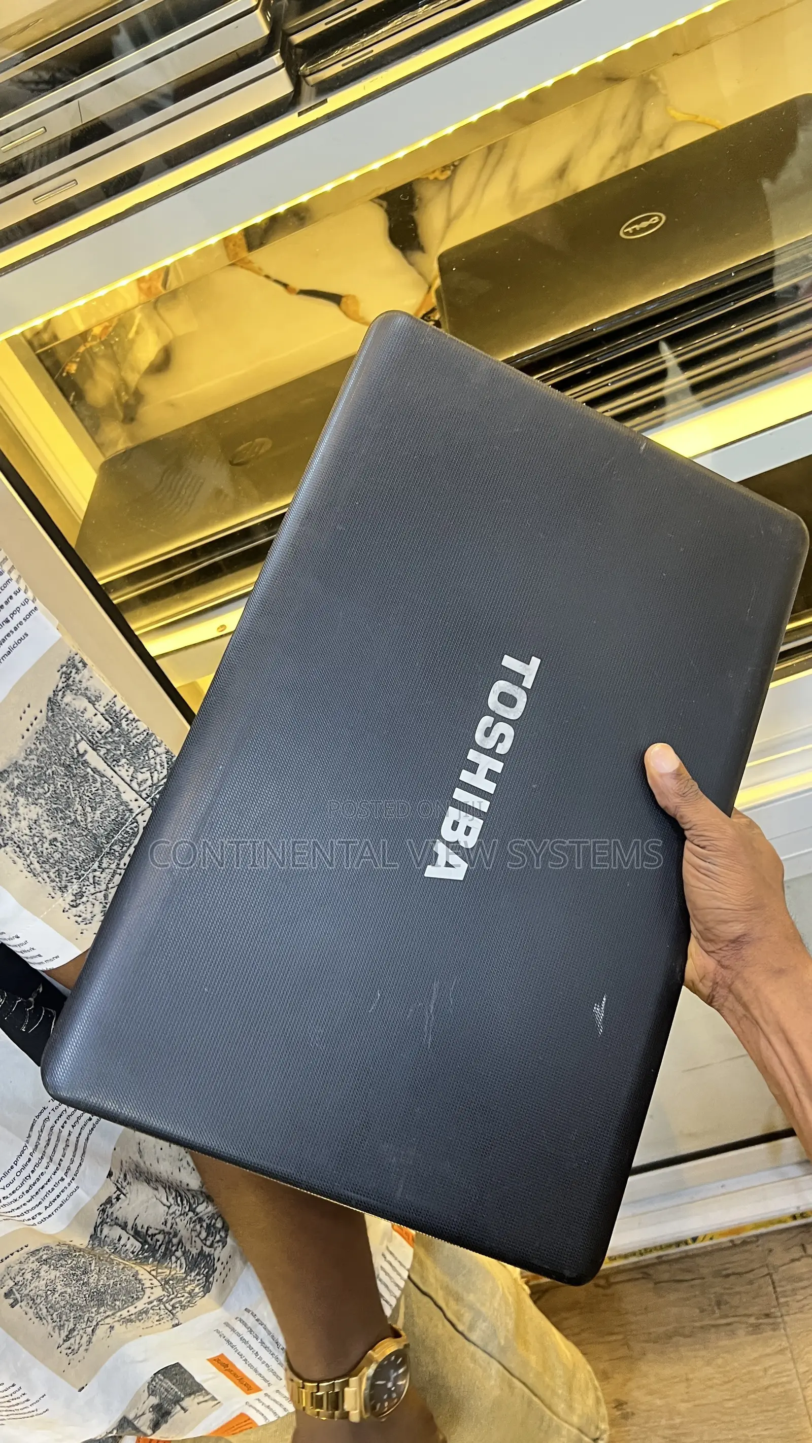Laptop Toshiba Satellite C675 4GB Intel Celeron HDD 160GB