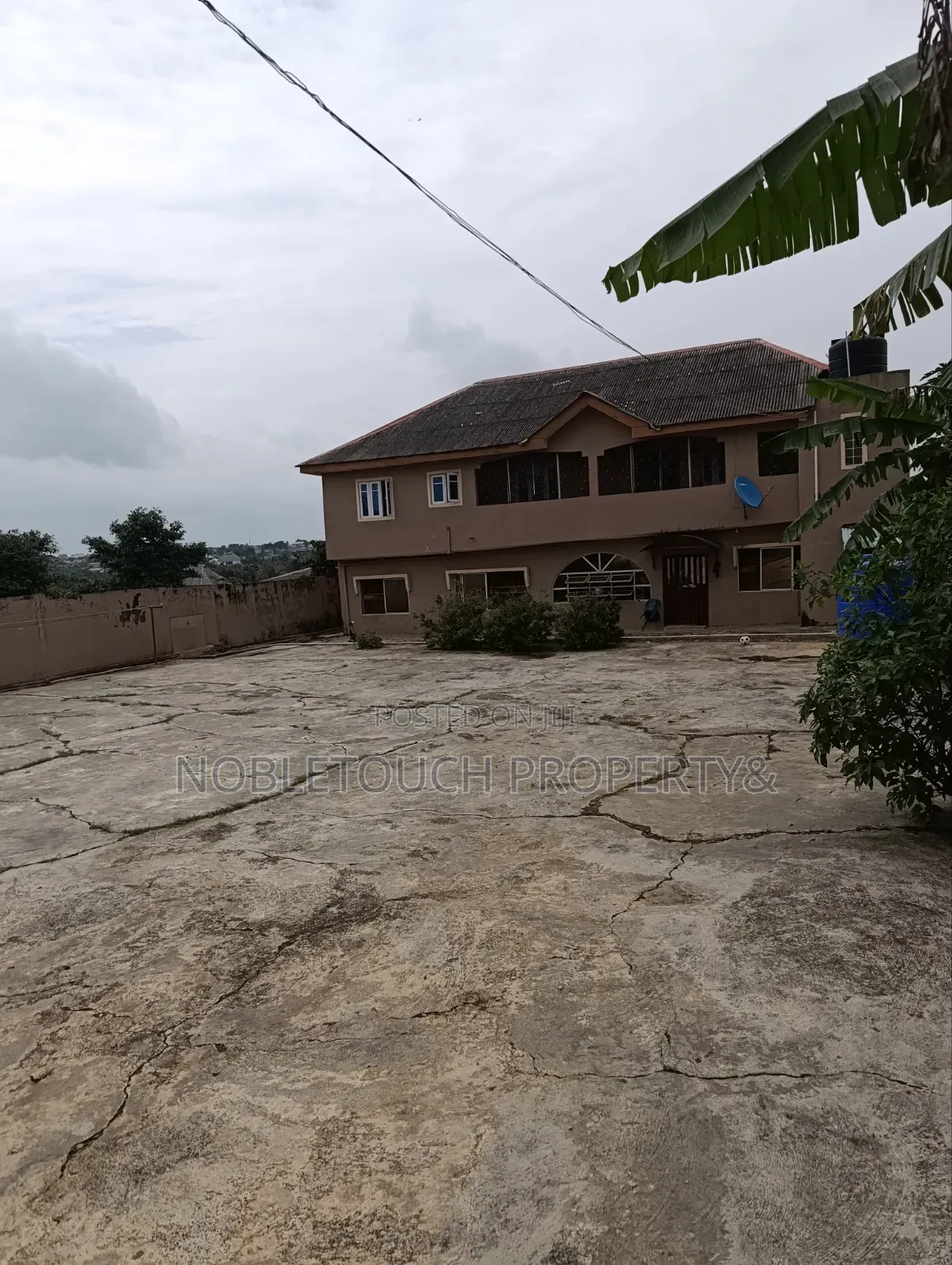3bdrm Block of Flats in Igando Lagos, Akesan for sale