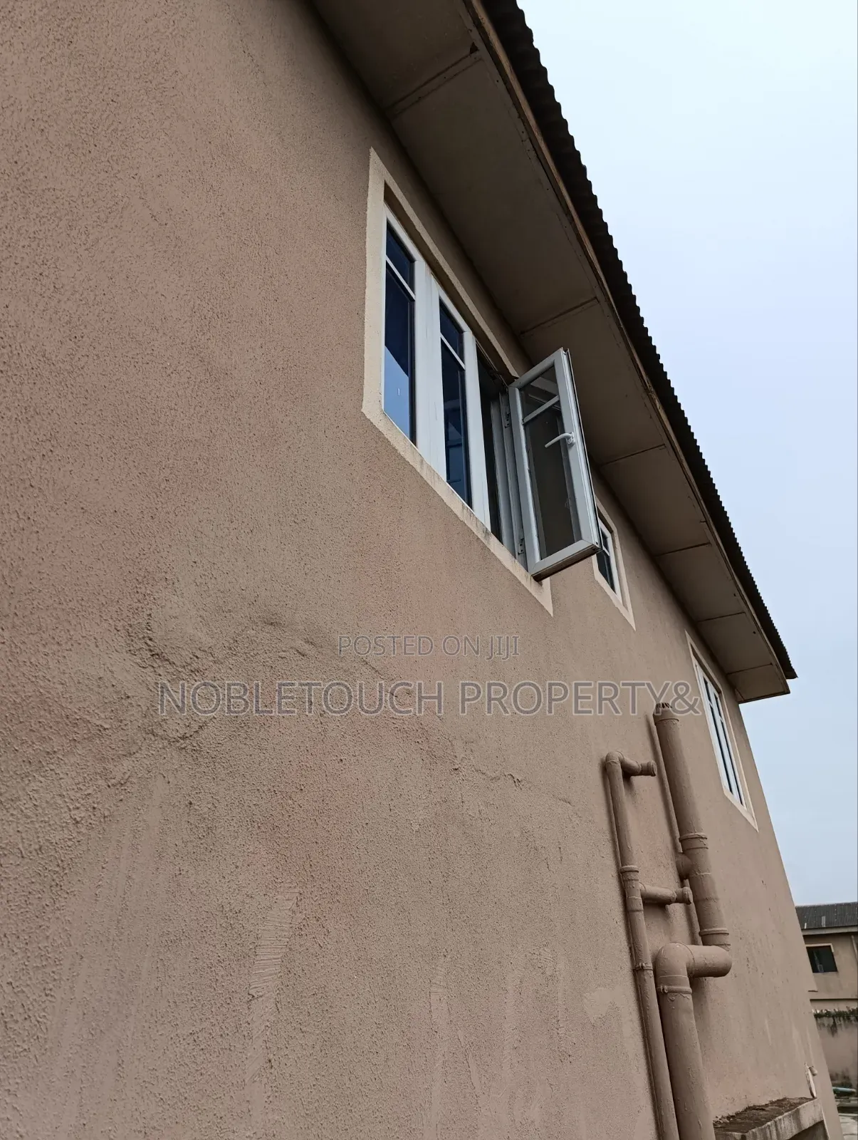 3bdrm Block of Flats in Igando Lagos, Akesan for sale