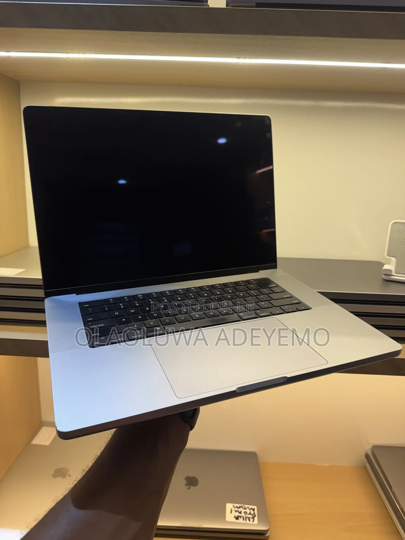 Laptop Apple MacBook Pro 2021 M1 32GB Apple M1 Pro SSD 512GB