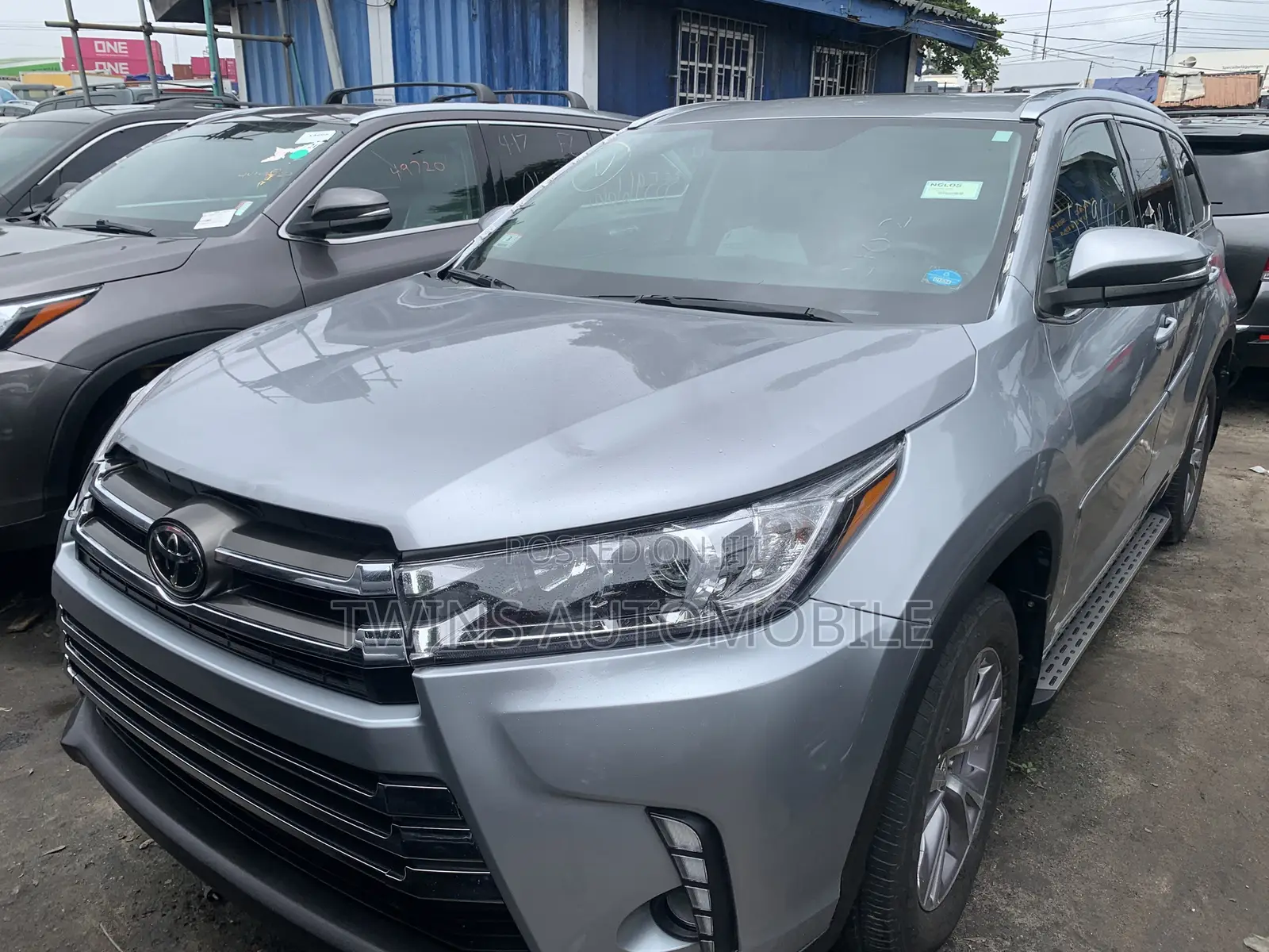 Toyota Highlander XLE 4dr SUV AWD (3.5L 6cyl 6A) 2015 Silver