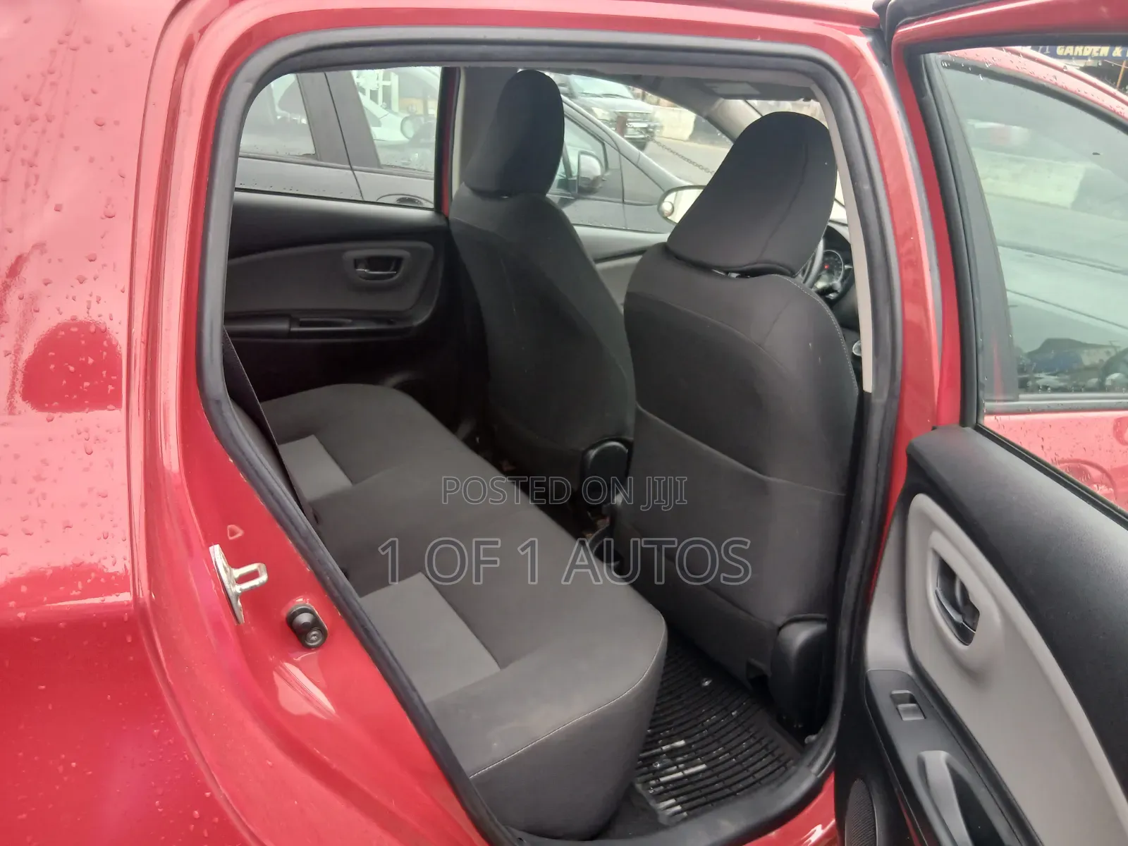Toyota Yaris L Hatchback 5dr 2018 Red