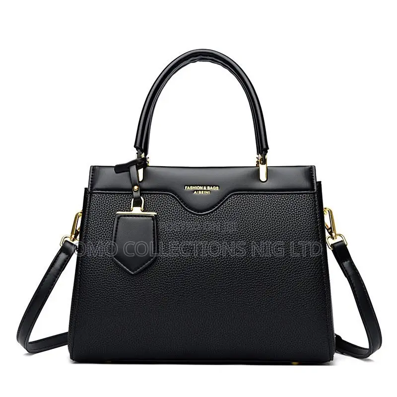 Luxurious Leather Women’s Handbag – Corporate Fashion Handbag