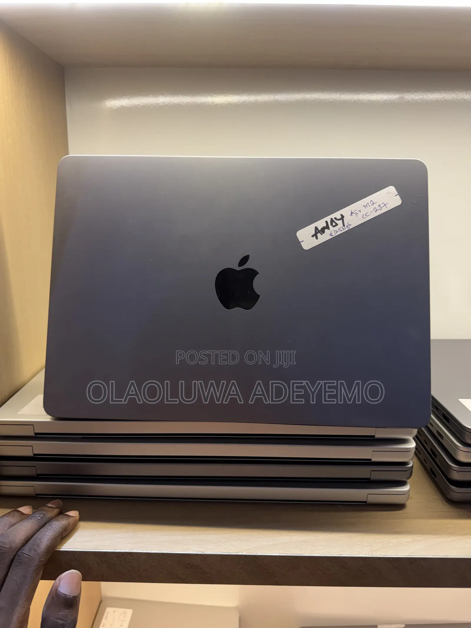 Laptop Apple MacBook Air 2022 M2 8GB Apple M2 SSD 256GB