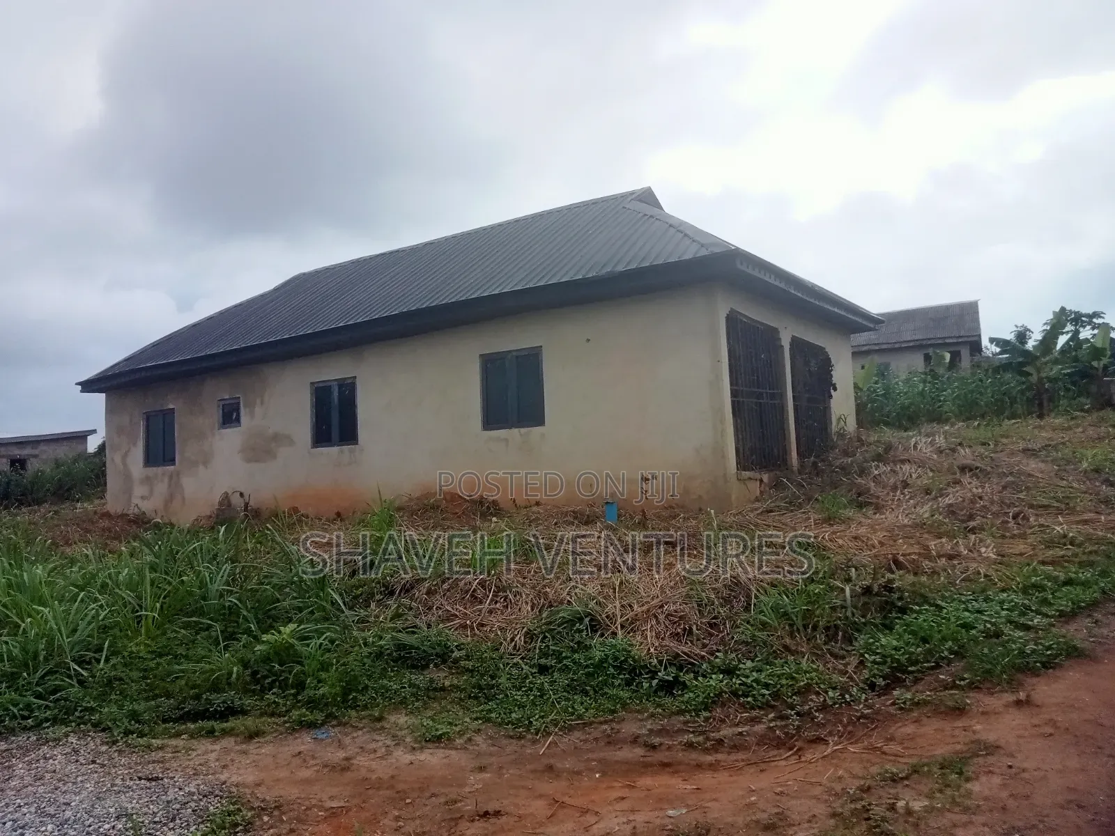 3bdrm Bungalow in Oloya, Abiola, Ado-Odo/Ota for sale