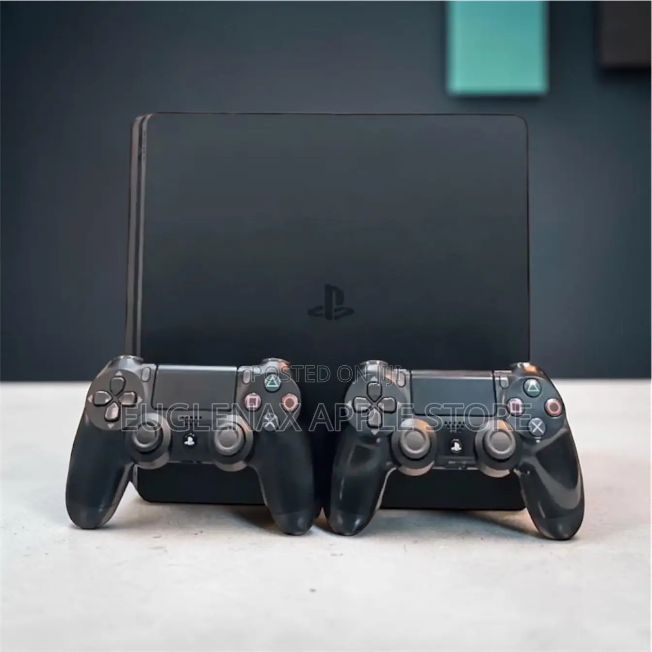 Sony PlayStation 4 Slim With 2 Pad and Games
