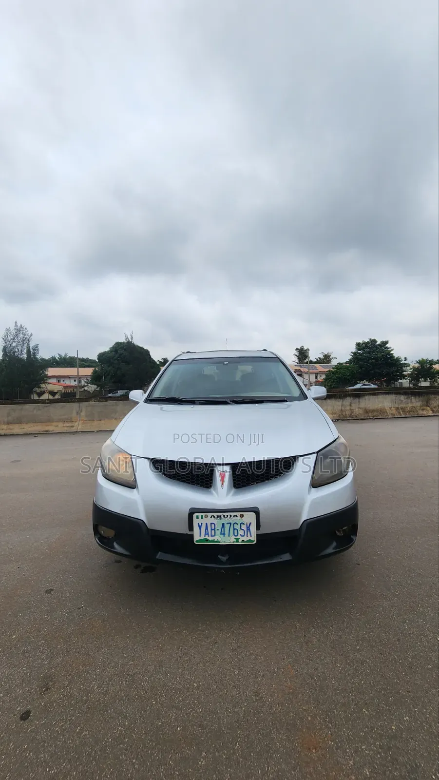 Pontiac Vibe Automatic 2004 Silver