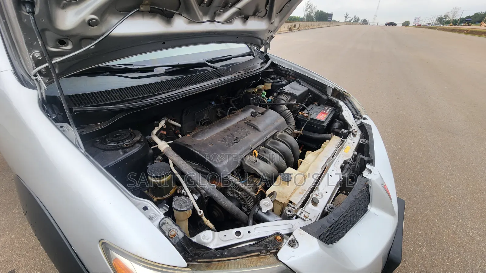 Pontiac Vibe Automatic 2004 Silver