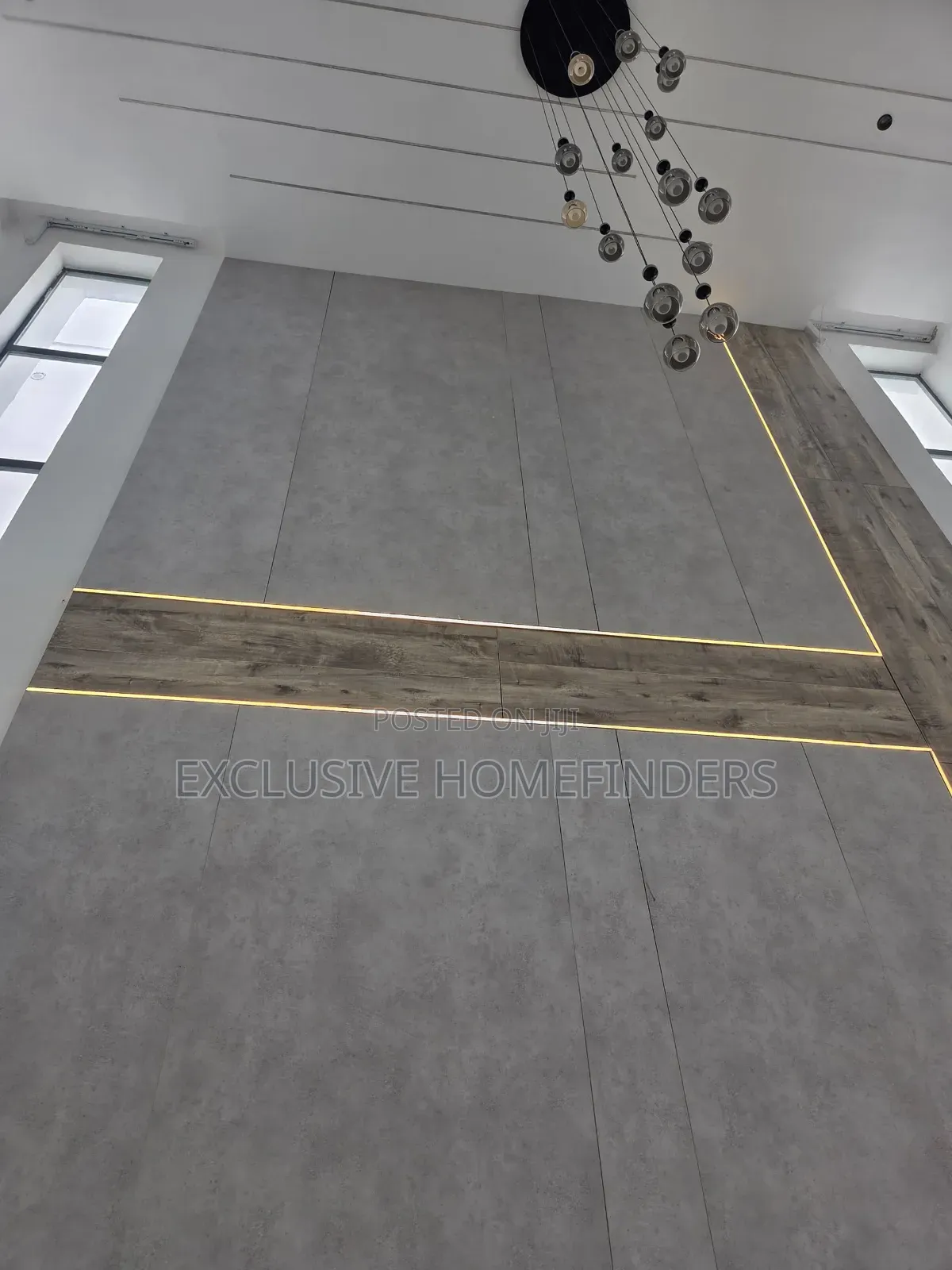 5bdrm Duplex in Osapa london for sale