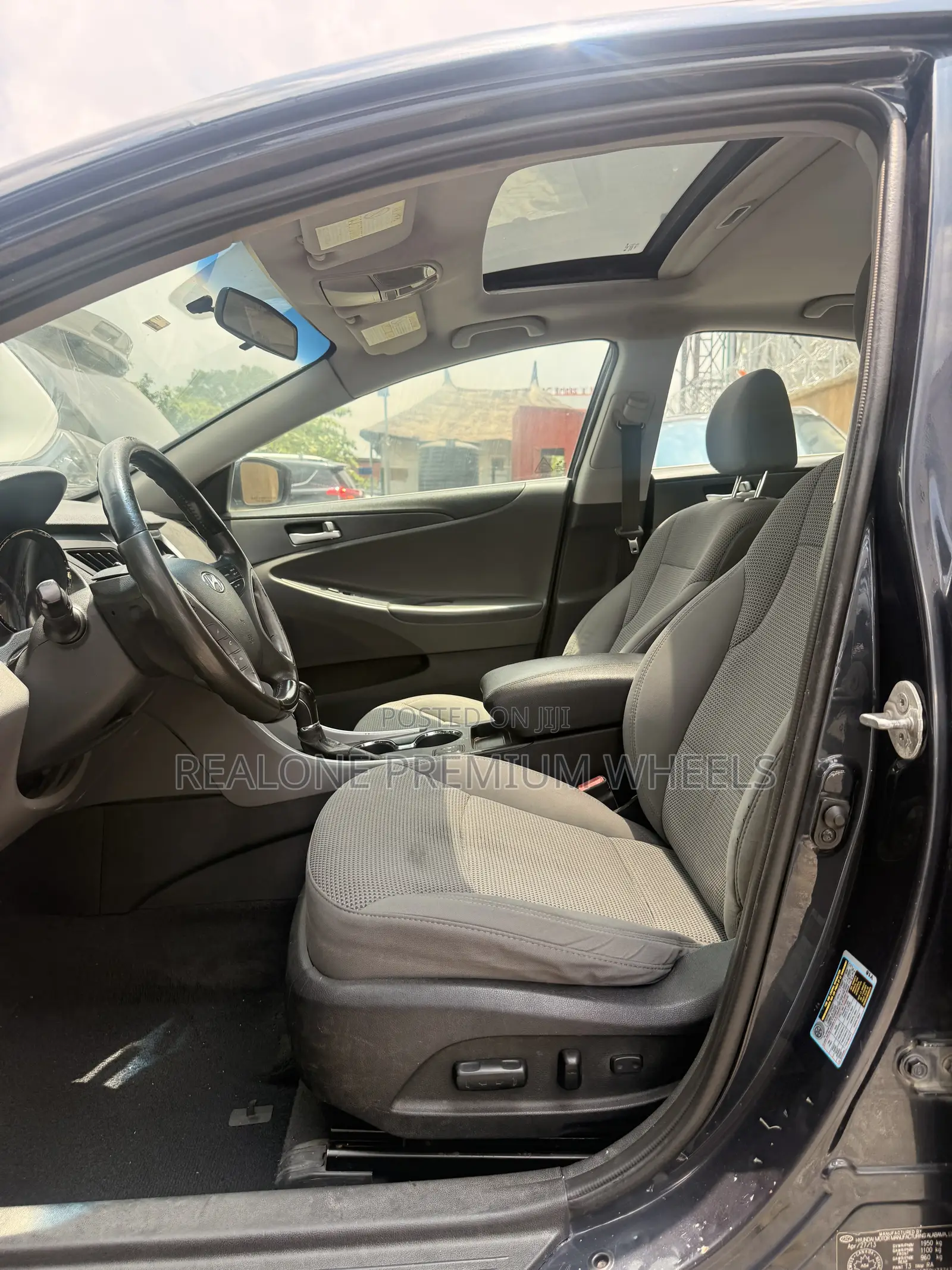 Hyundai Sonata SE Sedan FWD (2.4L 4cyl 6A) 2013 Black