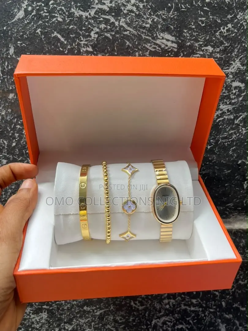 Luxury Female Gold Quartz Watch Bracelet Set–Fashion Wristwatch Set