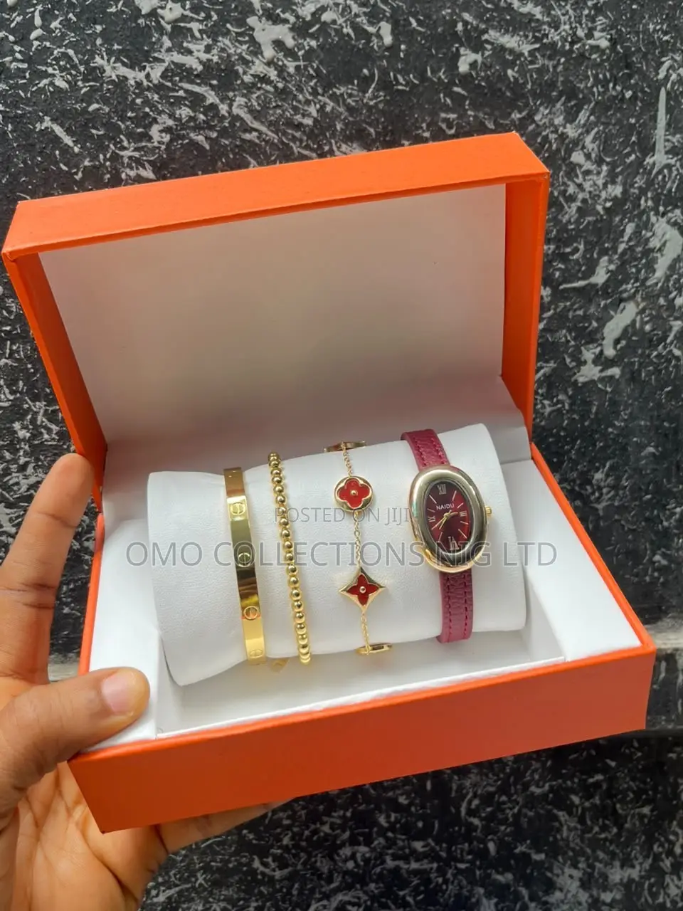 Elegant Female Quartz Red Leather Watch Bracelet Set