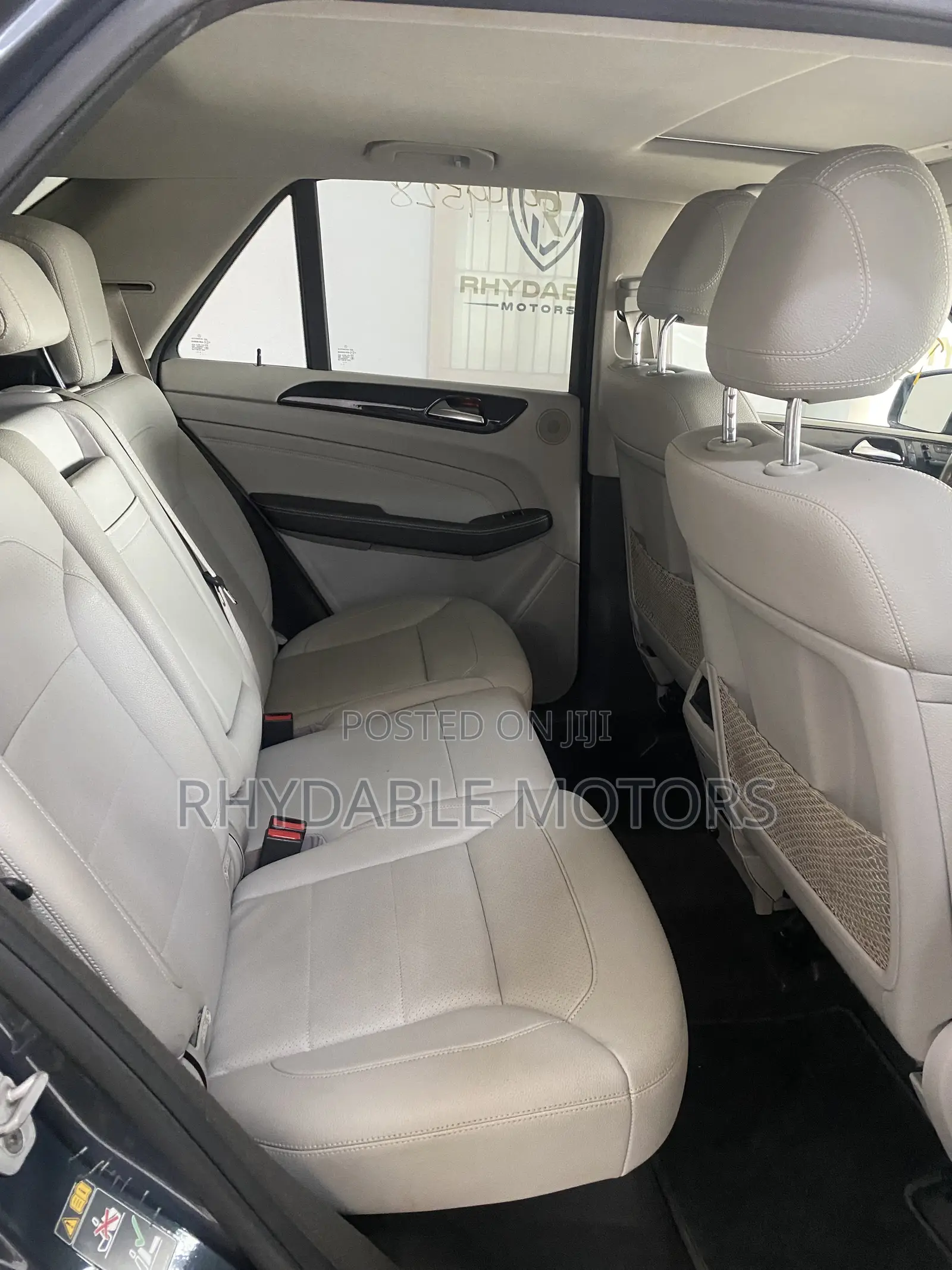 Mercedes-Benz M Class ML350 4MATIC 4dr SUV AWD (3.5L 6cyl 7A) 2015 Gray