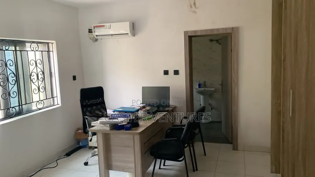 4bdrm Duplex in Osapa for sale
